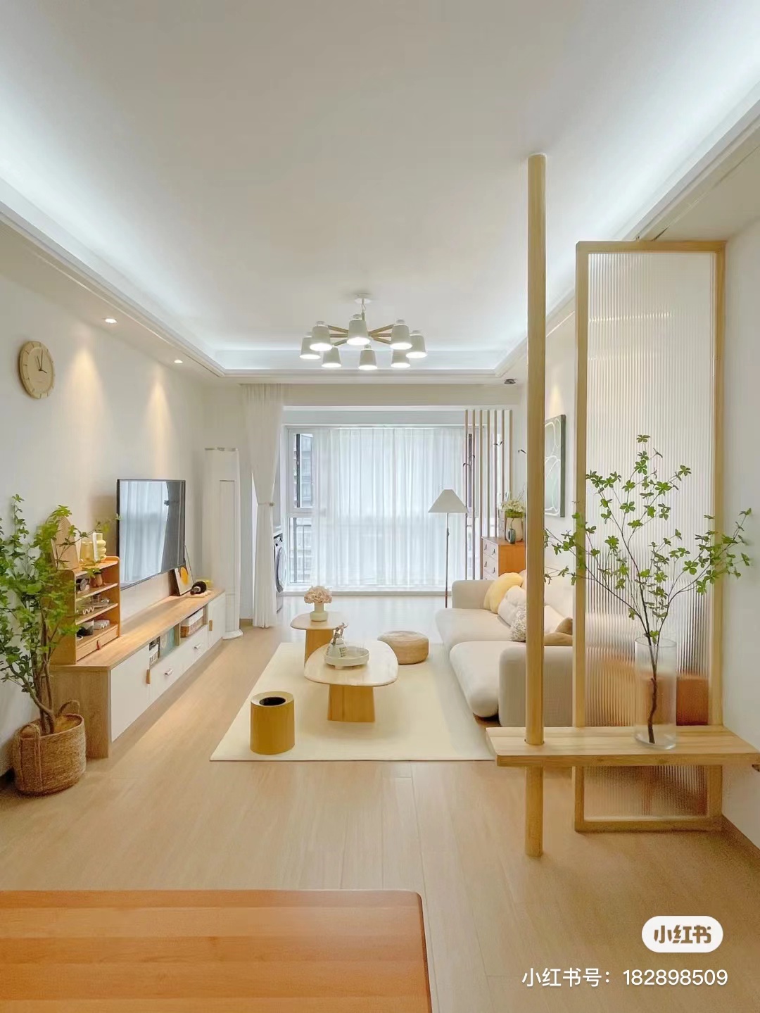 白色加原木色装修效果图设计攻略