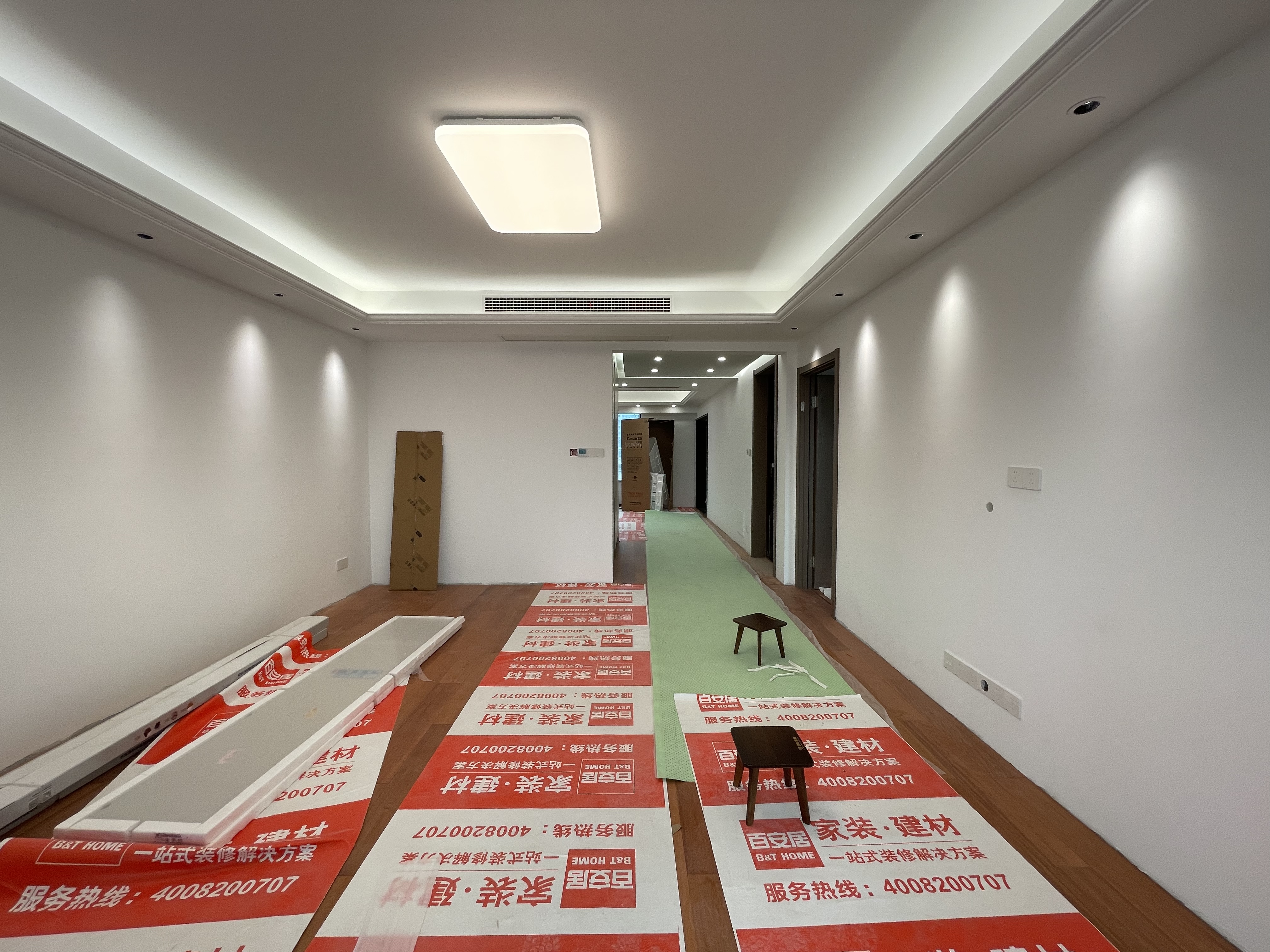 舞蹈教室木地板安装效果图赏析